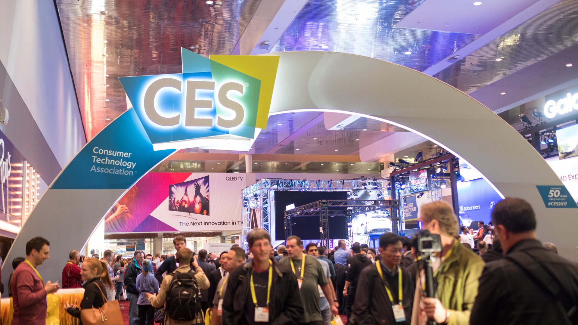 CES 2018 başladı: Neler var?